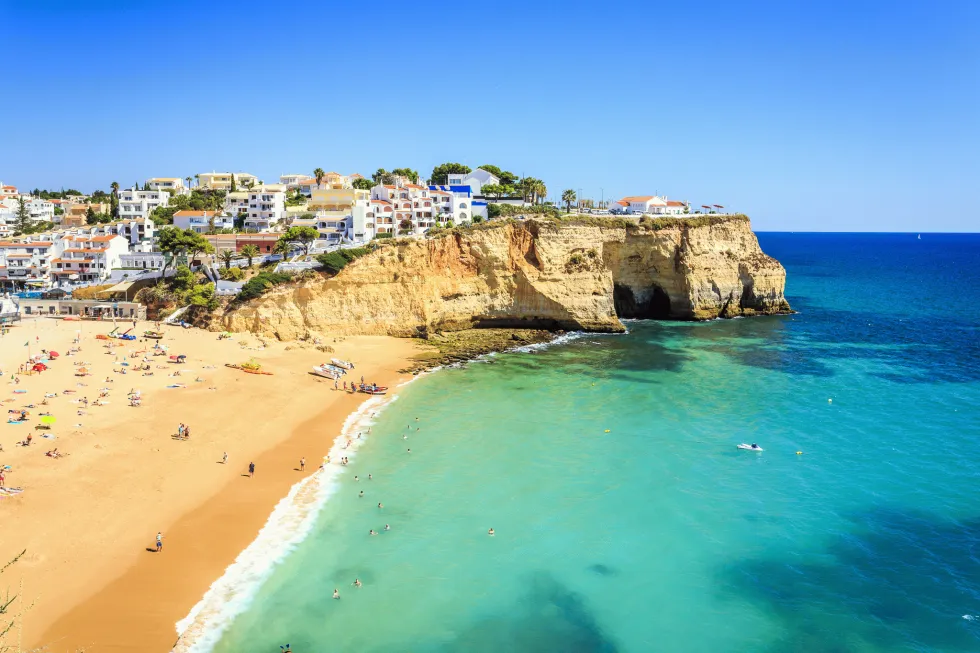 Algarve har et uendeligt antal instagram-smukke strande og små byer 